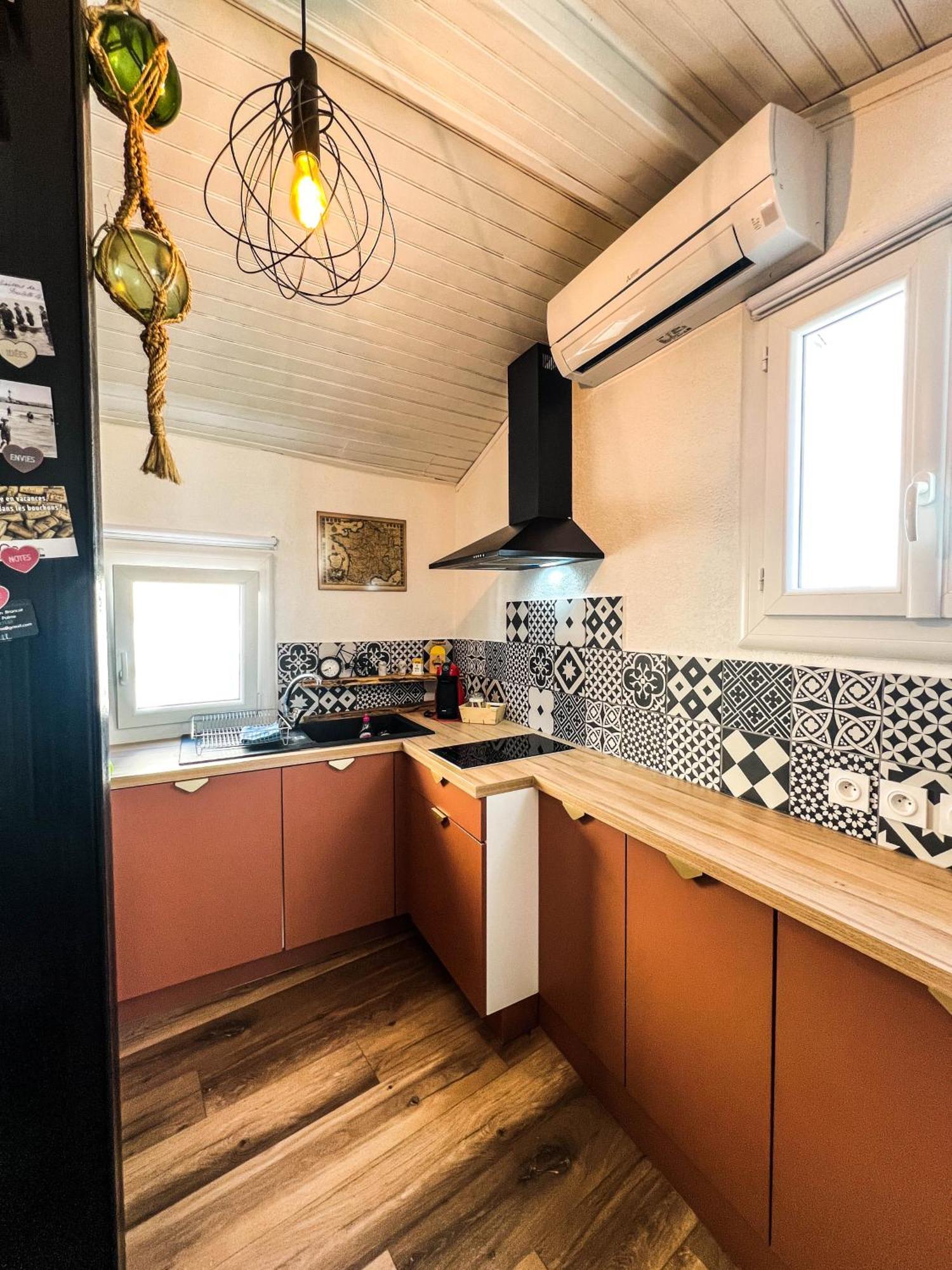 Maisonnette De Pecheur Chauffee Et Climatisee Port-la-Nouvelle Buitenkant foto