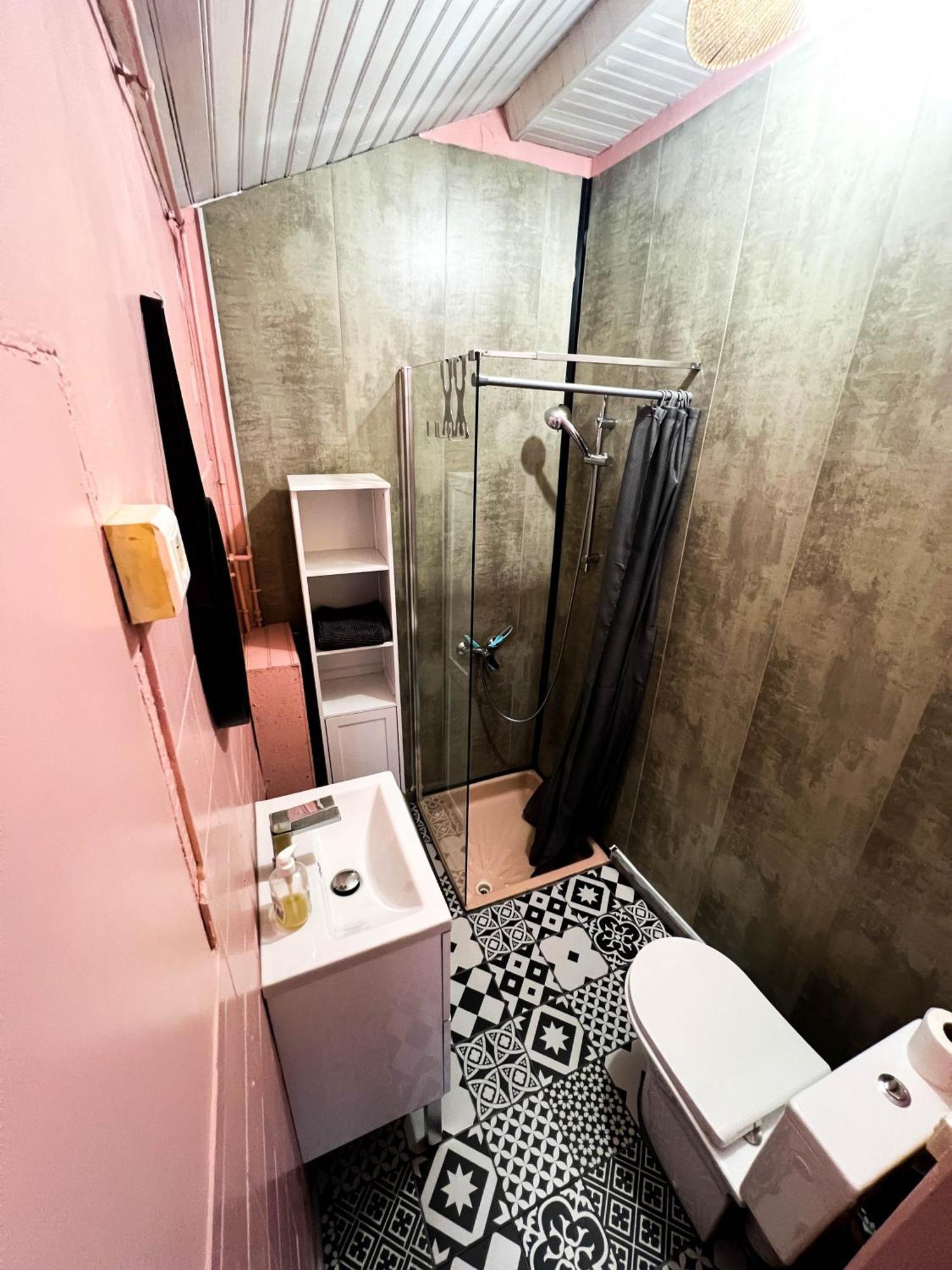 Maisonnette De Pecheur Chauffee Et Climatisee Port-la-Nouvelle Buitenkant foto