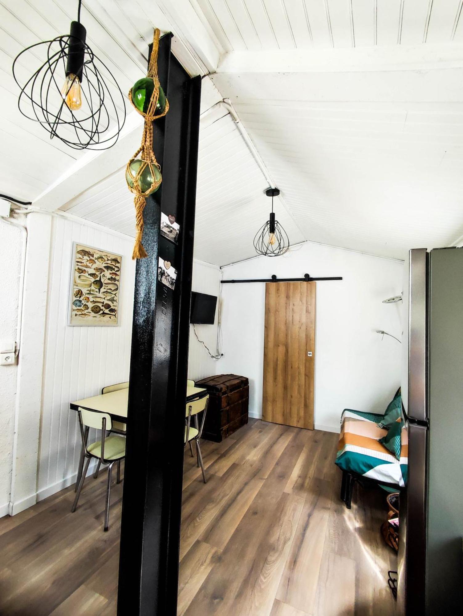 Maisonnette De Pecheur Chauffee Et Climatisee Port-la-Nouvelle Buitenkant foto