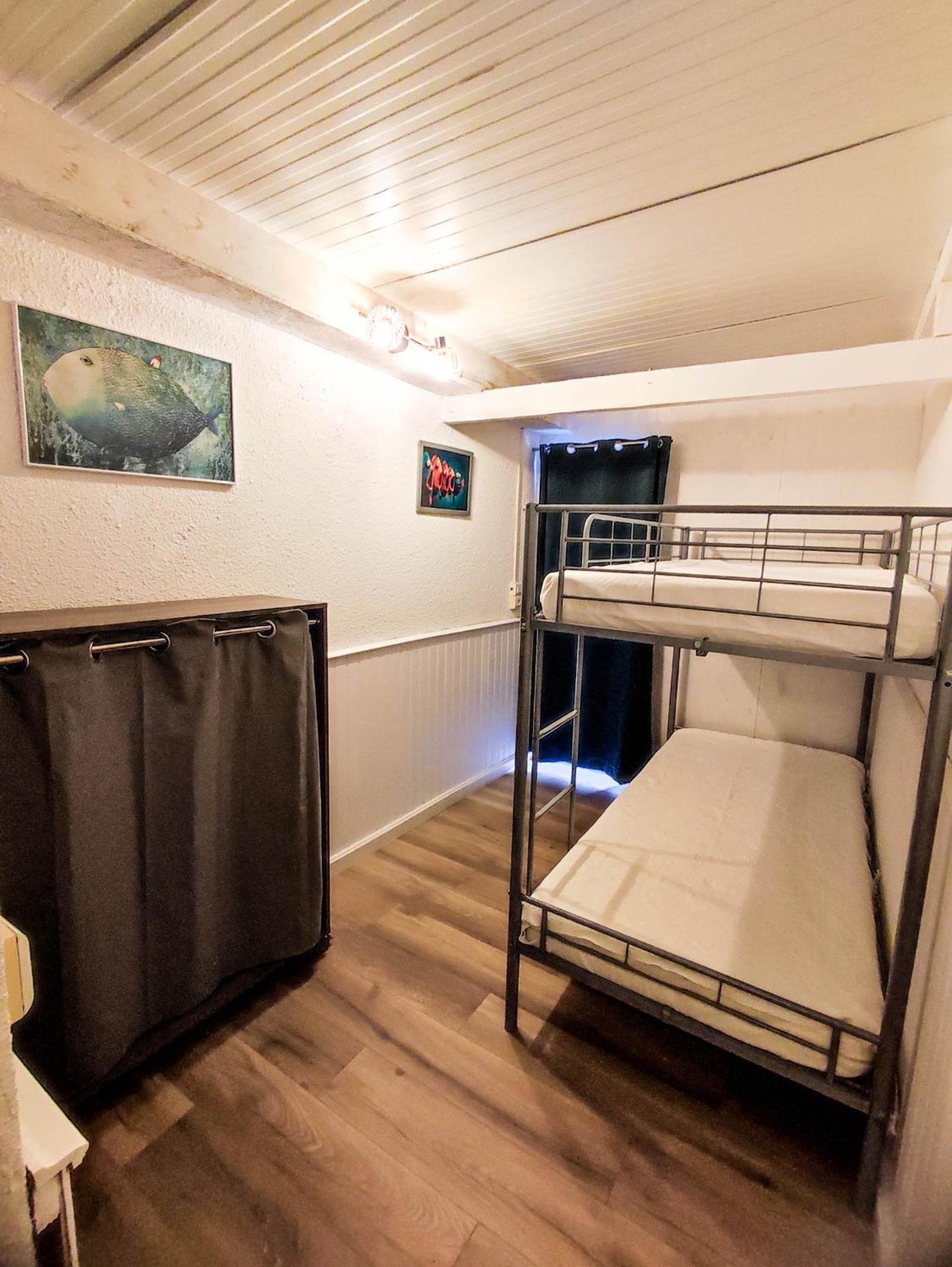 Maisonnette De Pecheur Chauffee Et Climatisee Port-la-Nouvelle Buitenkant foto